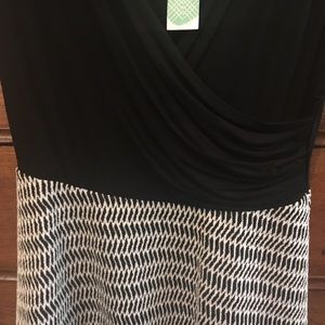 Gilli Dresses - NWT faux wrap top dress with flare skirt Gilli Dresses - NWT faux wrap top dress with flare skirt